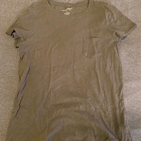 Tshirt bundle - Picture 2 of 3